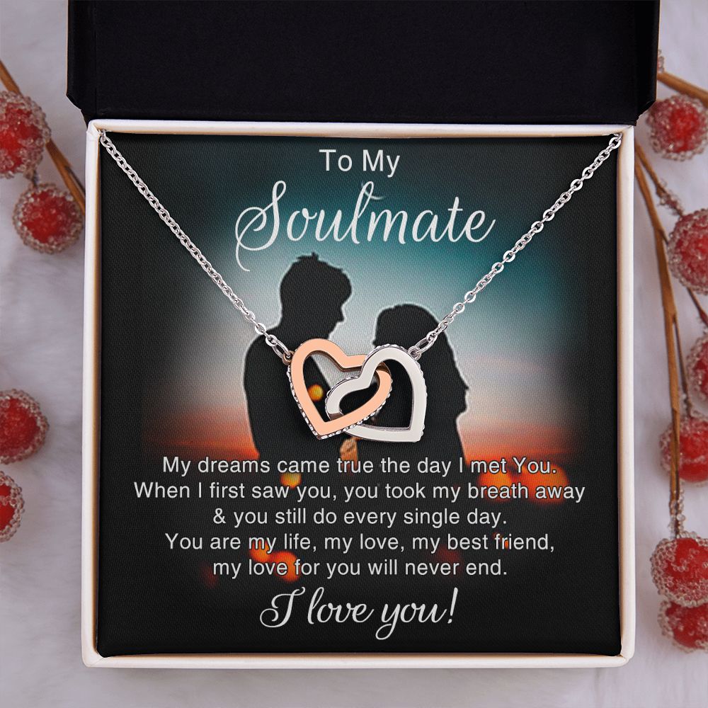 To My Soulmate Necklace for Women Birthday Christmas Jewelry Gifts For My Wife with Message Card Box Personalized Gift Present Pendant for Future Wife Soulmate Girlfriend Love 4 Interlocking Hearts Necklace
