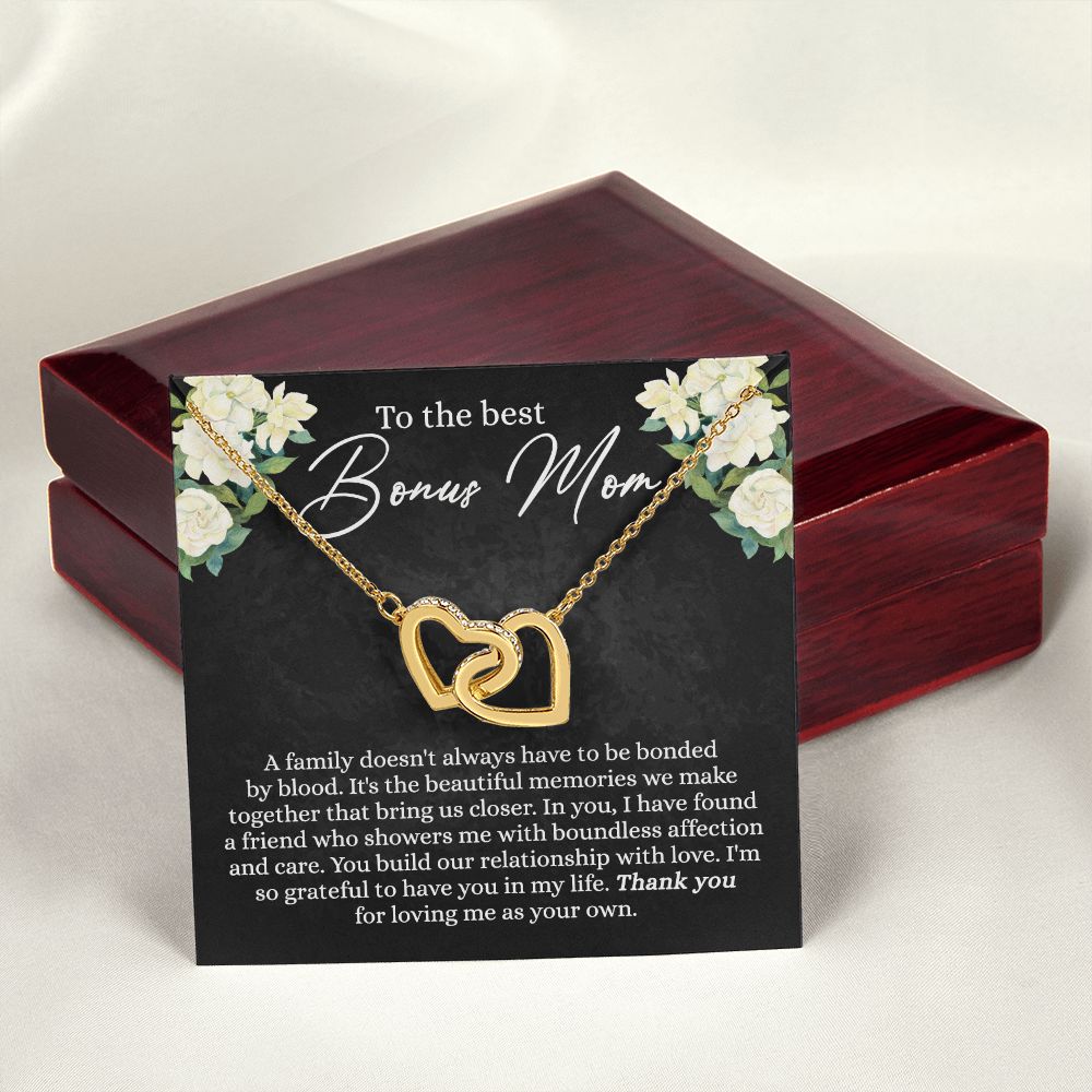 To My Bonus Mom Necklace, Bonus Mom Gift Idea, Bonus Mom Necklace from Daughter Son, Step Mom Gift for Mothers Day Birthday Christmas, Sentimental Jewelry for Women Interlocking Hearts Necklace