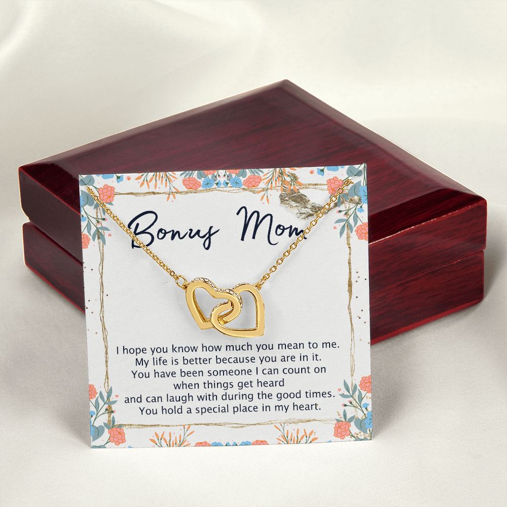 To My Bonus Mom Necklace Gift for Second Mom Boyfriend's Mom Gift Necklace for BoyFriend's Mom Gift For Boyfreinds Mom Mother In Law Mother's Day Necklace for Husband's Mother Interlocking Hearts Necklace