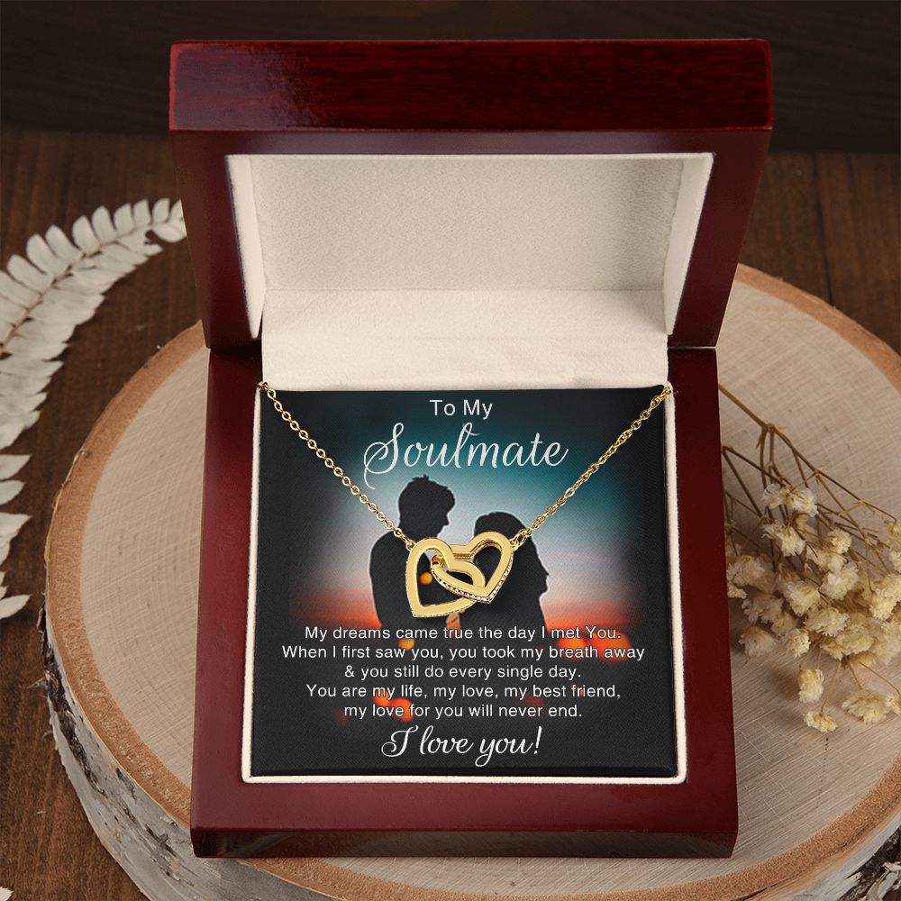 To My Soulmate Necklace for Women Birthday Christmas Jewelry Gifts For My Wife with Message Card Box Personalized Gift Present Pendant for Future Wife Soulmate Girlfriend Love 4 Interlocking Hearts Necklace