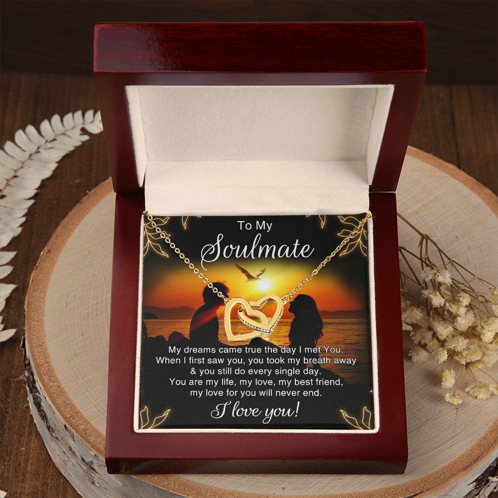 To My Soulmate Necklace for Women Birthday Christmas Jewelry Gifts For My Wife with Message Card Box Personalized Gift Present Pendant for Future Wife Soulmate Girlfriend Love 6 Interlocking Hearts Necklace