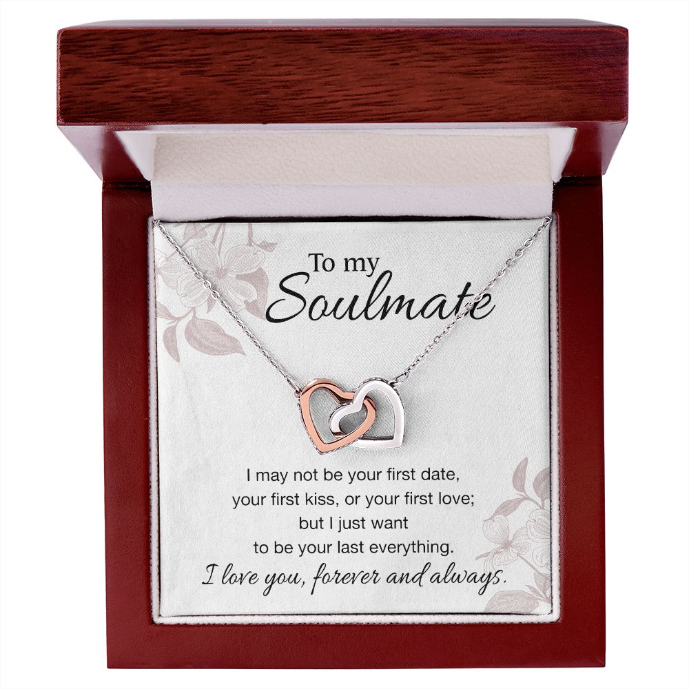 To My Soulmate Necklace for Women Birthday Valentines Day Jewelry Gifts For My Wife with Message Card Box Personalized Gift Present Pendant for Future Wife Soulmate Girlfriend Love 3 Interlocking Hearts Necklace