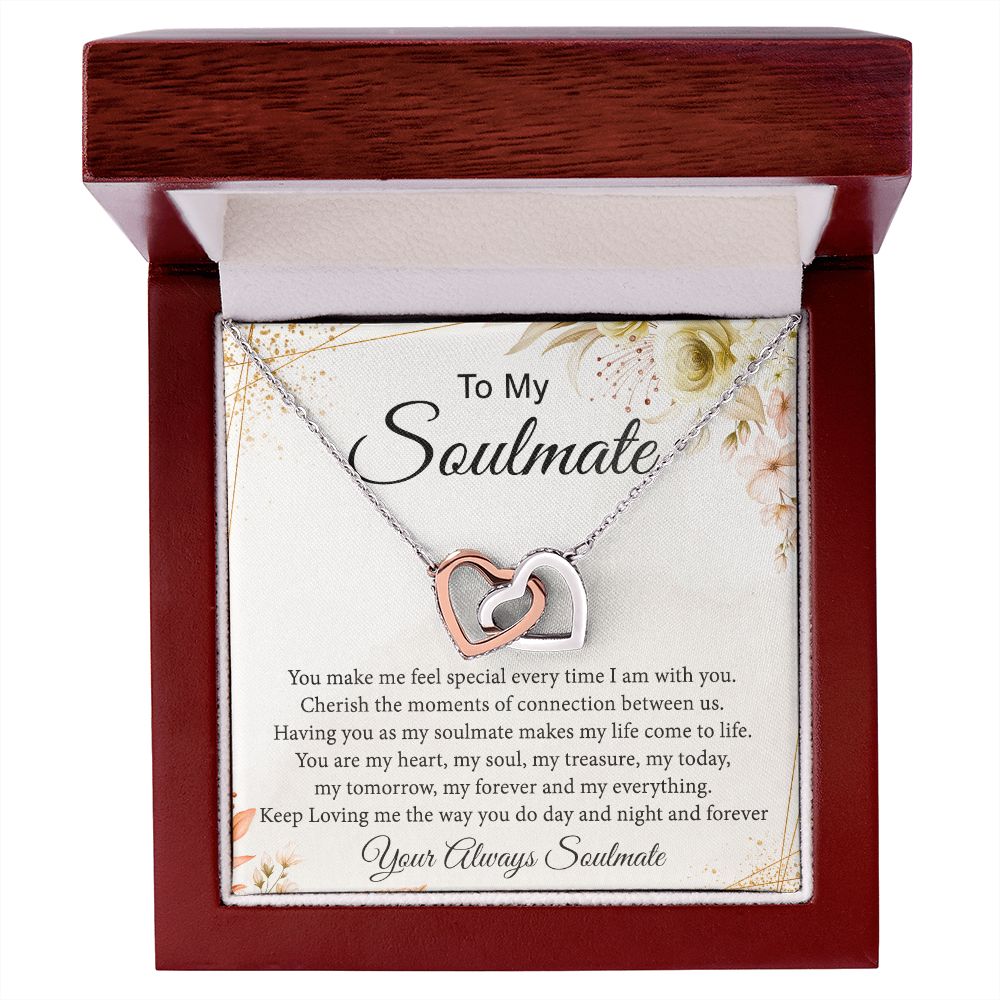 To My Soulmate Necklace for Women Birthday Christmas Jewelry Gifts For My Wife with Message Card Box Personalized Gift Present Pendant for Future Wife Soulmate Girlfriend Love 26 Interlocking Hearts Necklace