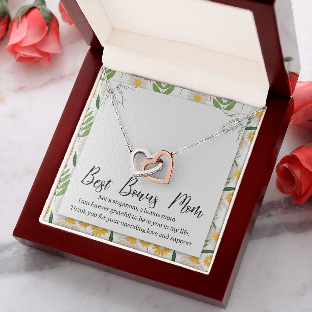 To My Best Bonus Mom Necklace Message Card, Jewelry for Bonus Mom Gift, Step Mom Wedding Gift for Stepmother Of The Bride Gift Thank You For Bonus Mom Necklace for Stepmom Wedding Gift Interlocking Hearts Necklace