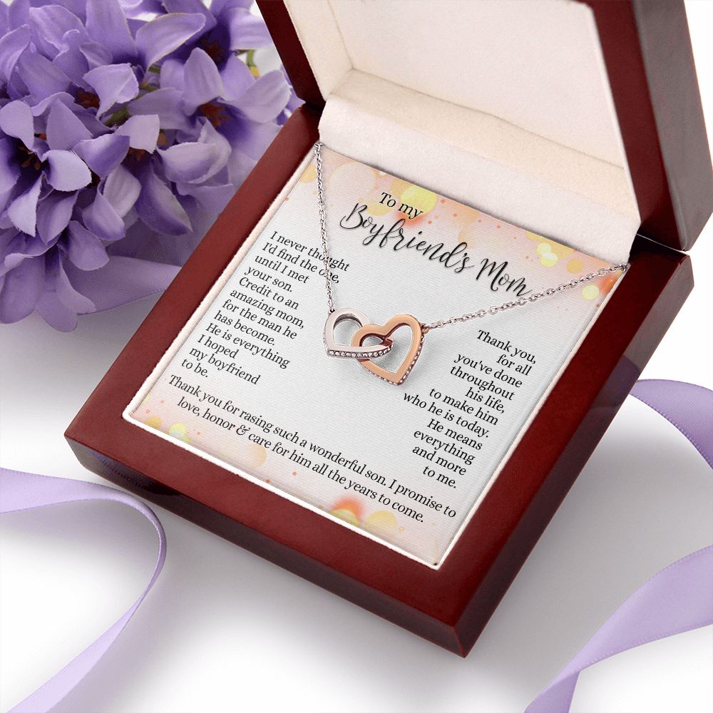 To My Boyfriend's Mom Necklace with Message Card Box, Birthday Gift For Boyfriends Mom, Mother's Day Necklace for Mother of Boyfriend, To My Boyfriends Mom Gifts Interlocking Hearts Necklace