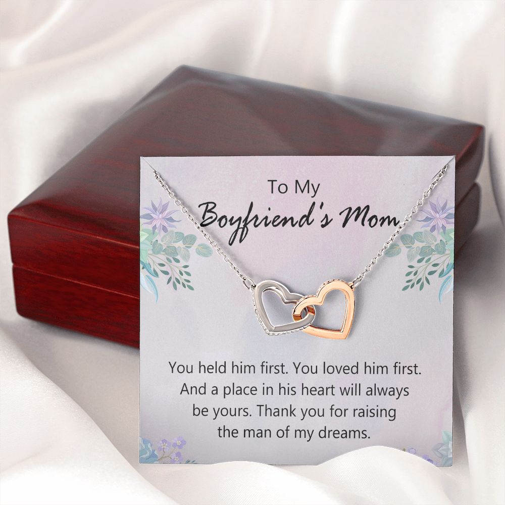 To My Boyfriends Mom Necklace with Message Card, Boyfriends Mom Jewelry Birthday Gift, Boyfriend Mom Gift Personalized, Custom Necklace for Women, Boyfriends Mom Gift from Girlfriend Interlocking Hearts Necklace