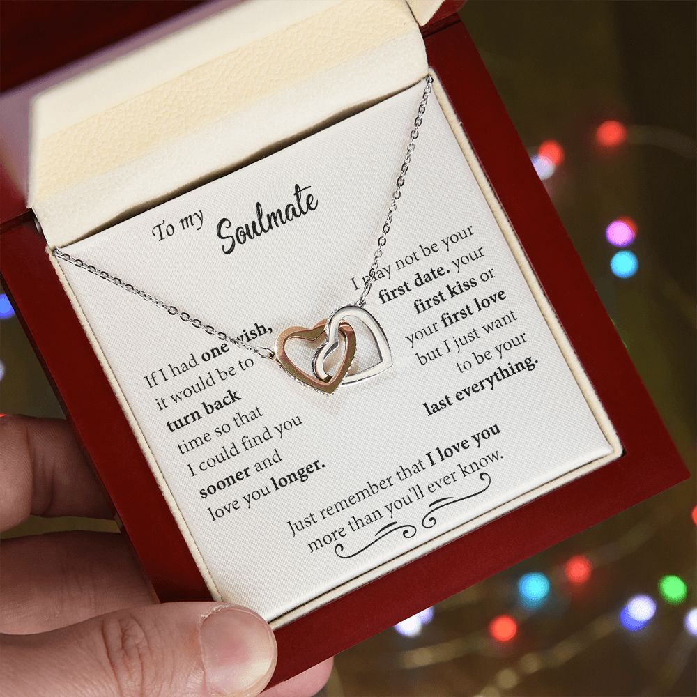 To My Soulmate Necklace for Women Birthday Christmas Jewelry Gifts For My Wife with Message Card Box Personalized Gift Present Pendant for Future Wife Soulmate Girlfriend Love 24 Interlocking Hearts Necklace