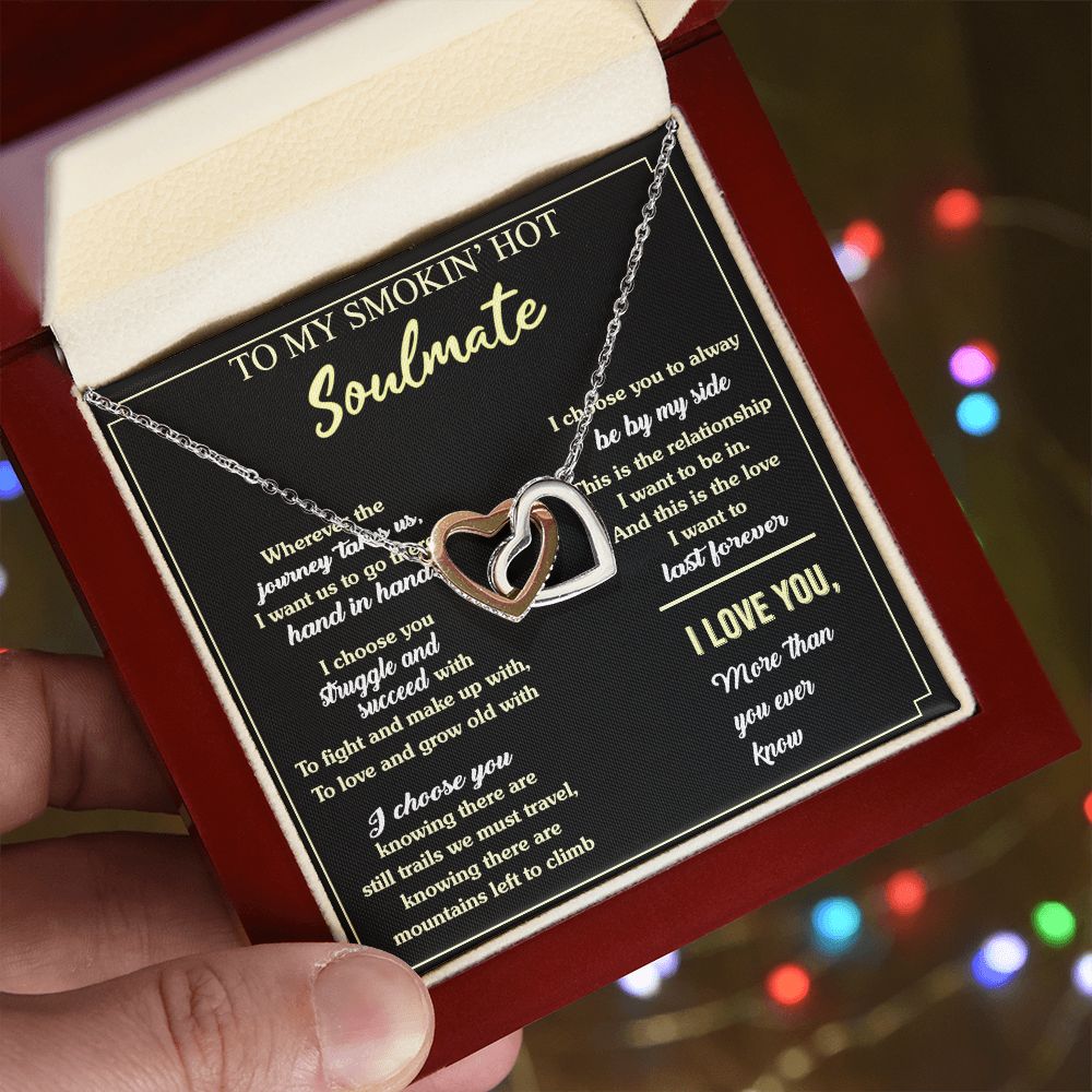 To My Soulmate Necklace for Women Birthday Valentines Day Jewelry Gifts For My Wife with Message Card Box Personalized Gift Present Pendant for Future Wife Soulmate Girlfriend Love 7 Interlocking Hearts Necklace