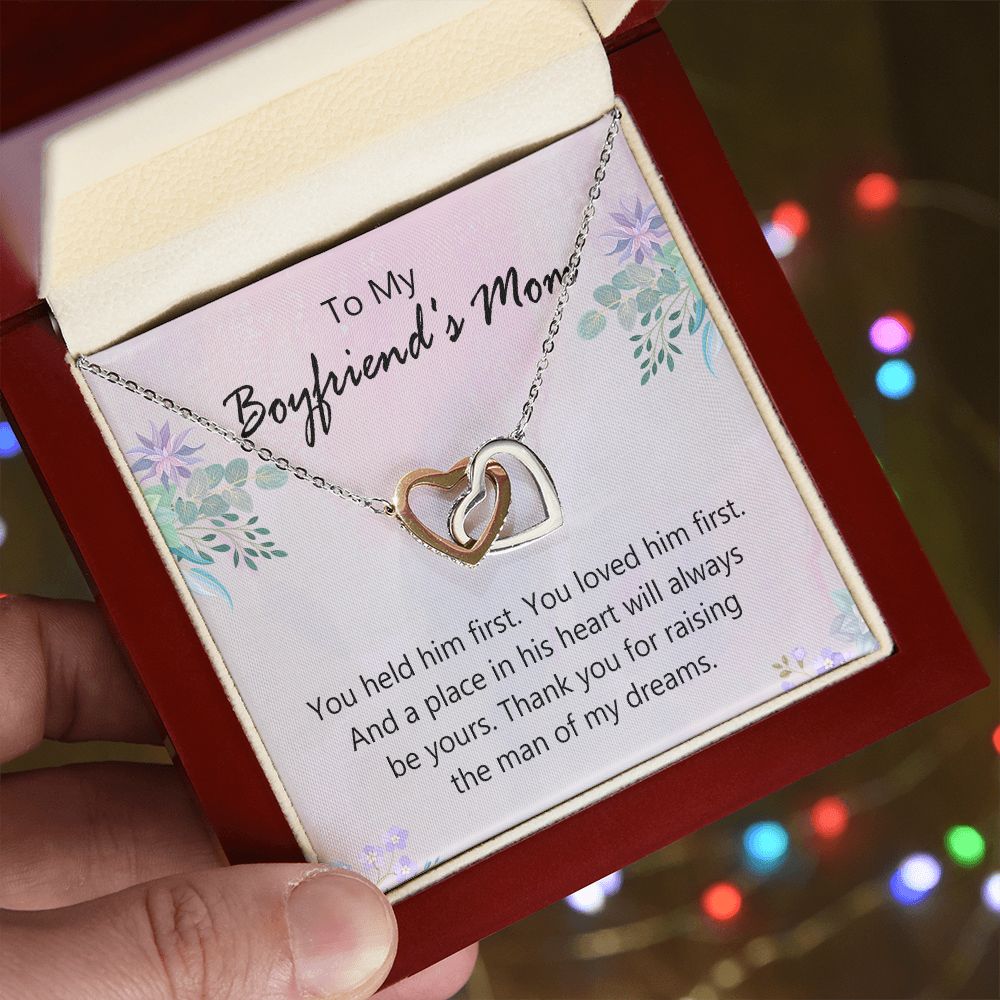 To My Boyfriends Mom Necklace with Message Card, Boyfriends Mom Jewelry Birthday Gift, Boyfriend Mom Gift Personalized, Custom Necklace for Women, Boyfriends Mom Gift from Girlfriend Interlocking Hearts Necklace