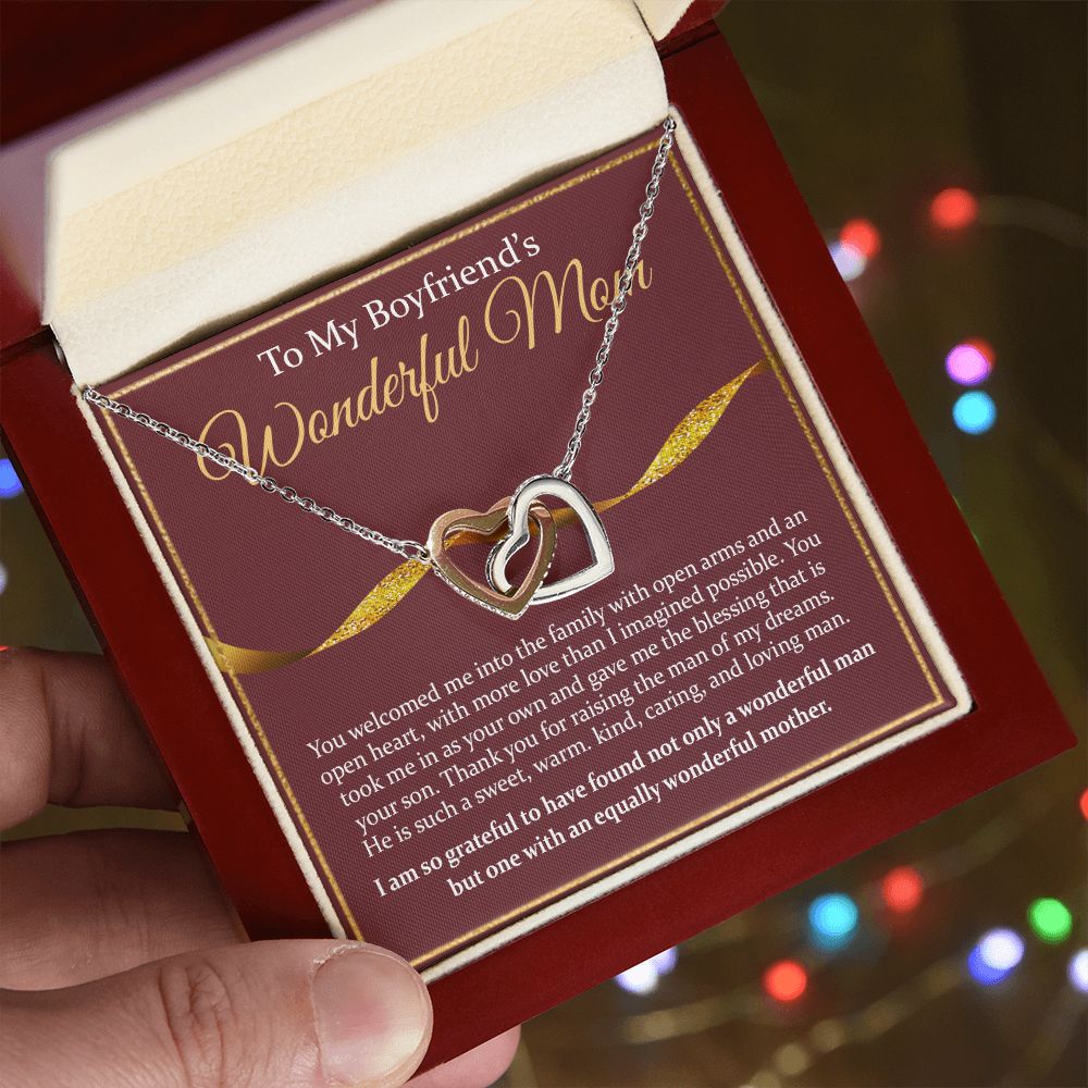 To My Boyfriend's Mom Necklace Mother in Law Jewelry Gift for Christmas Birthday Mother's Day Gift Jewelry Box and Message Card to Boyfriends Mother Gift from Girlfriend Interlocking Hearts Necklace