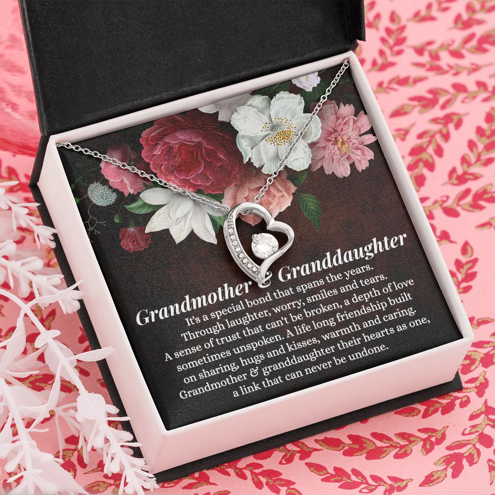 To My Grandma Necklace, Gift for Grandmother Necklace, Mothers Day Gift For Grandma Nana, Grandma Jewelry From Grandchildren GrandKids , Jewelry Box Gift For Grandma Grandmother11 Forever Love Necklace