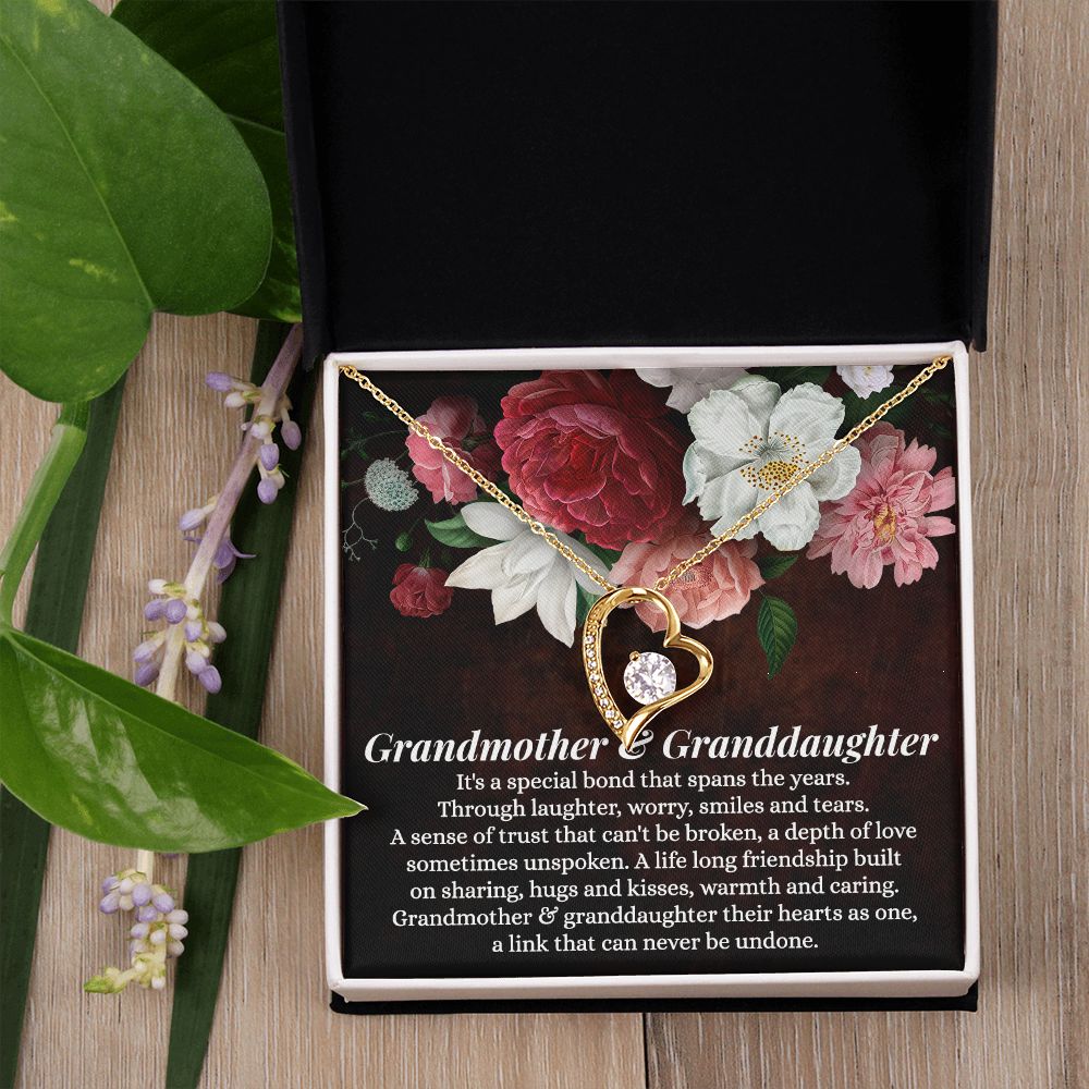 To My Grandma Necklace, Gift for Grandmother Necklace, Mothers Day Gift For Grandma Nana, Grandma Jewelry From Grandchildren GrandKids , Jewelry Box Gift For Grandma Grandmother11 Forever Love Necklace
