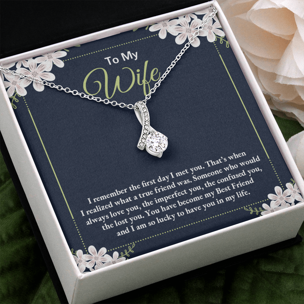 To My Wife Necklace Gift Alluring Beauty Necklace Birthday Gifts for Daughter 175146937086