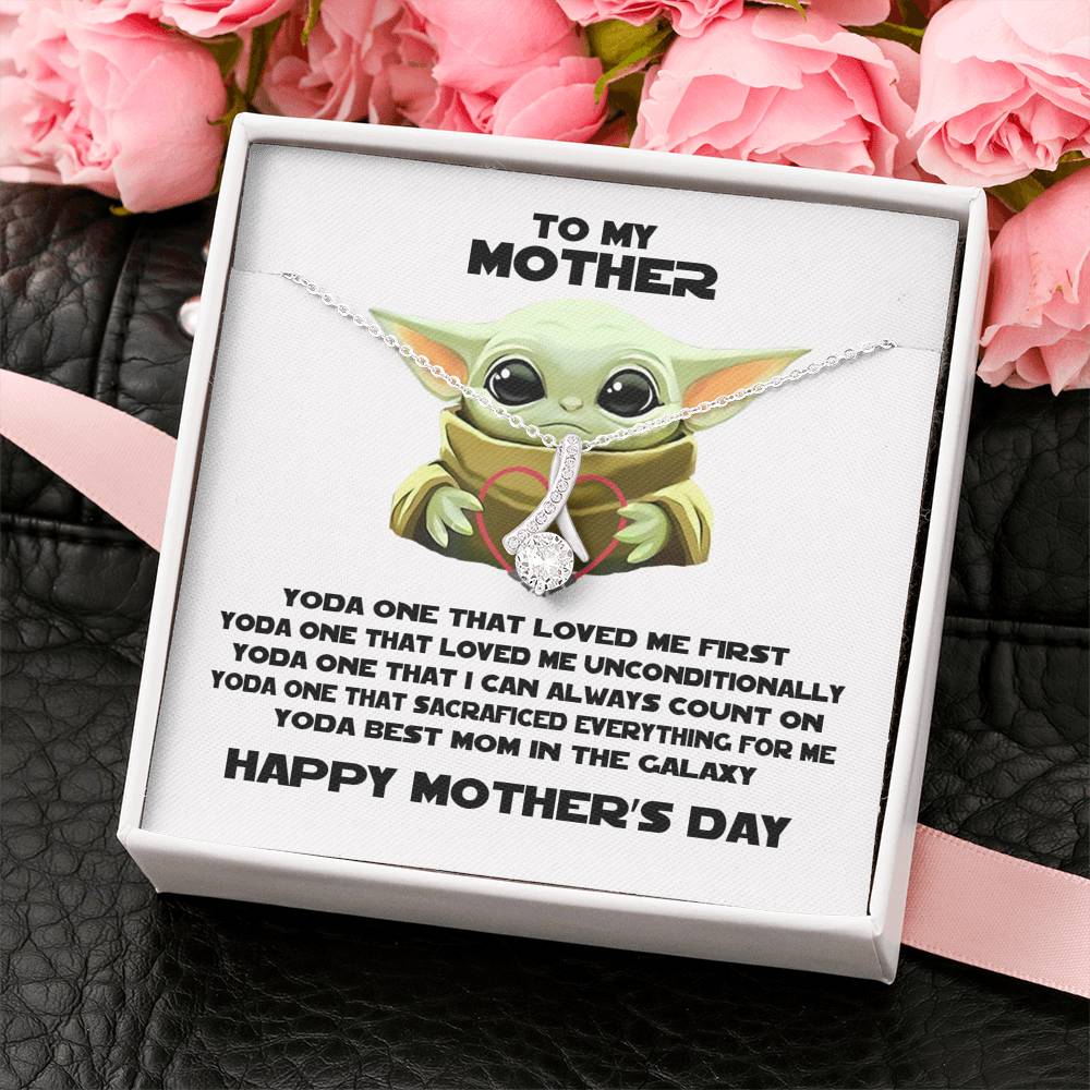 To My Mother Yoda Best Mom Alluring Beauty Pendant Mother's Day Gift Jewelry